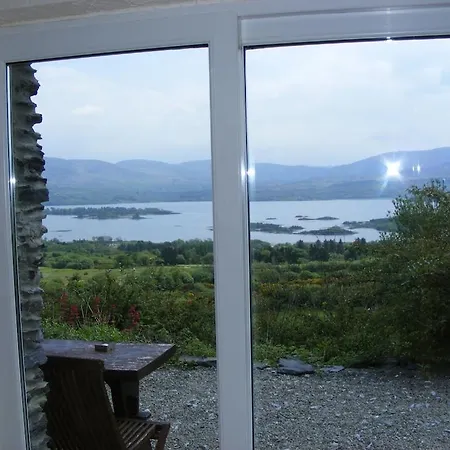 Bedrock - 2 Bedroom Sea View *