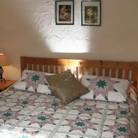 Bedrock - 2 Bedroom Sea View Kenmare