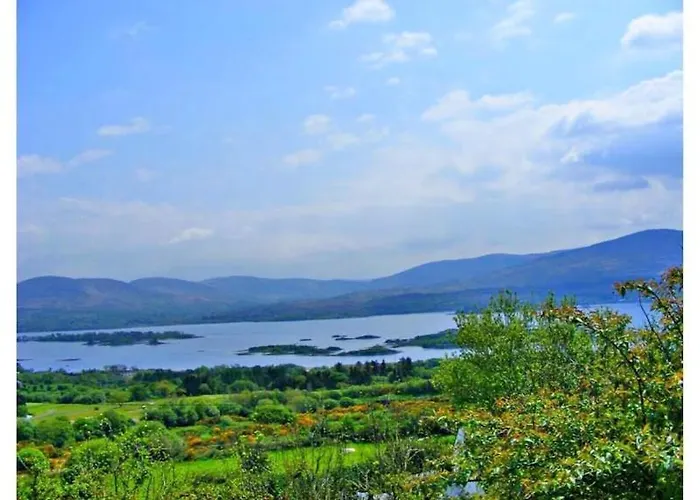 Bedrock 2 Bedroom Sea View 10 Minutes From Kenmare