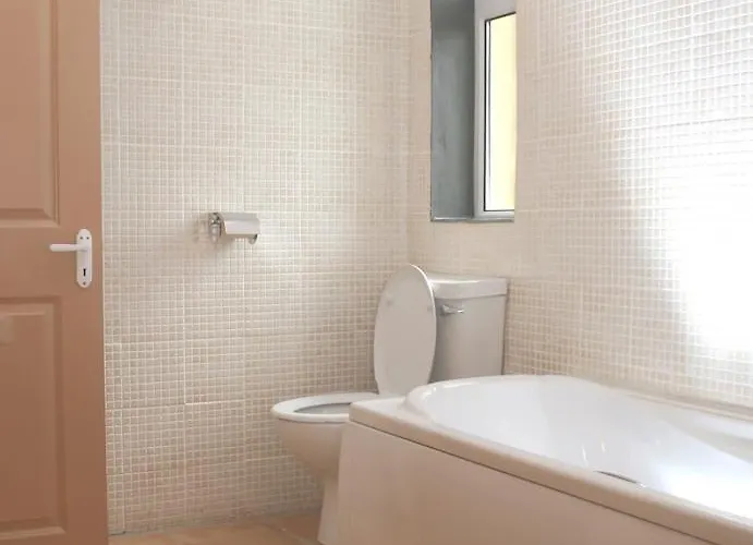 Bedrock 2 Bedroom Sea View 10 Minutes From